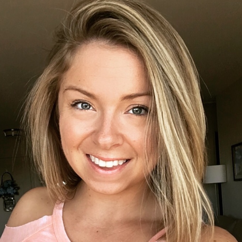 Meet your Posher, Emily
